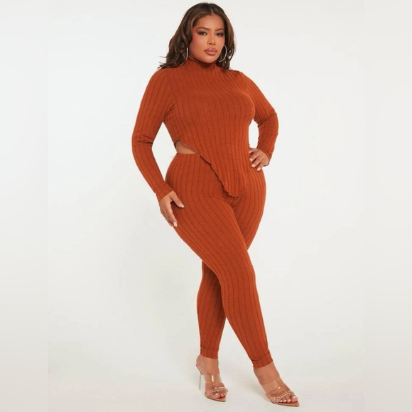 Two Piece Legging Set 🧡 - Picture 4 of 4